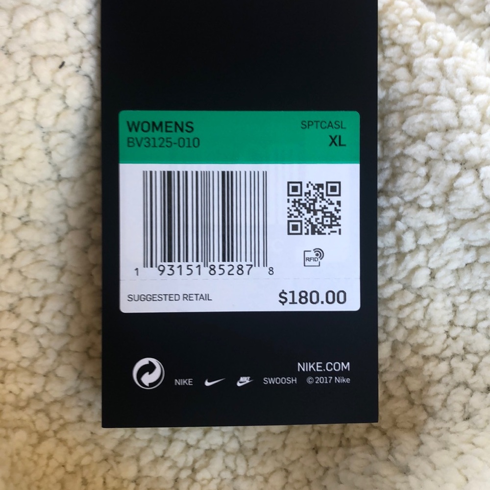 Nike Long Jacket, NWT - Picture 9 of 11